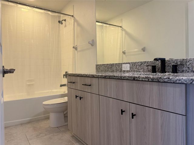 33263 SYCAMORE LEAF DRIVE, Wesley Chapel, FL 33545