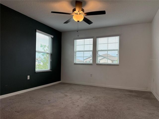 33263 SYCAMORE LEAF DRIVE, Wesley Chapel, FL 33545
