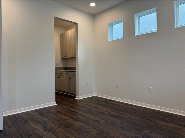 33263 SYCAMORE LEAF DRIVE, Wesley Chapel, FL 33545