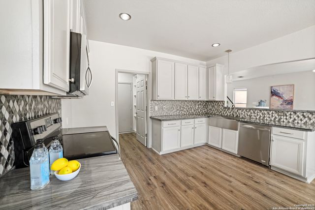 1331 Pinnacle, San Antonio, TX 78260