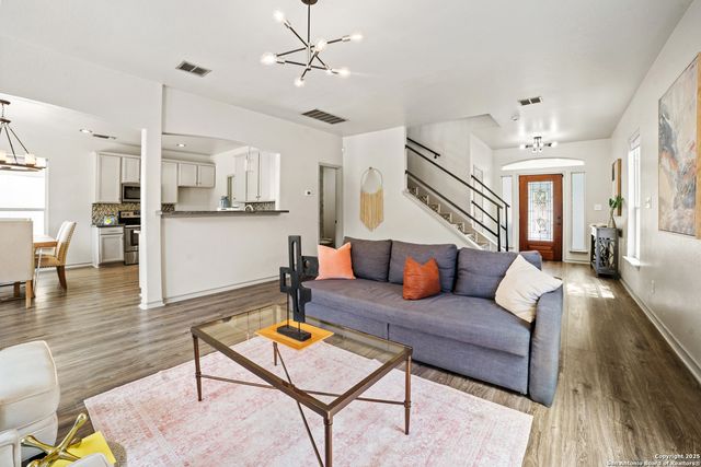 1331 Pinnacle, San Antonio, TX 78260