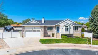 8328 S PLUM CREEK CIR, West Jordan, UT 84088