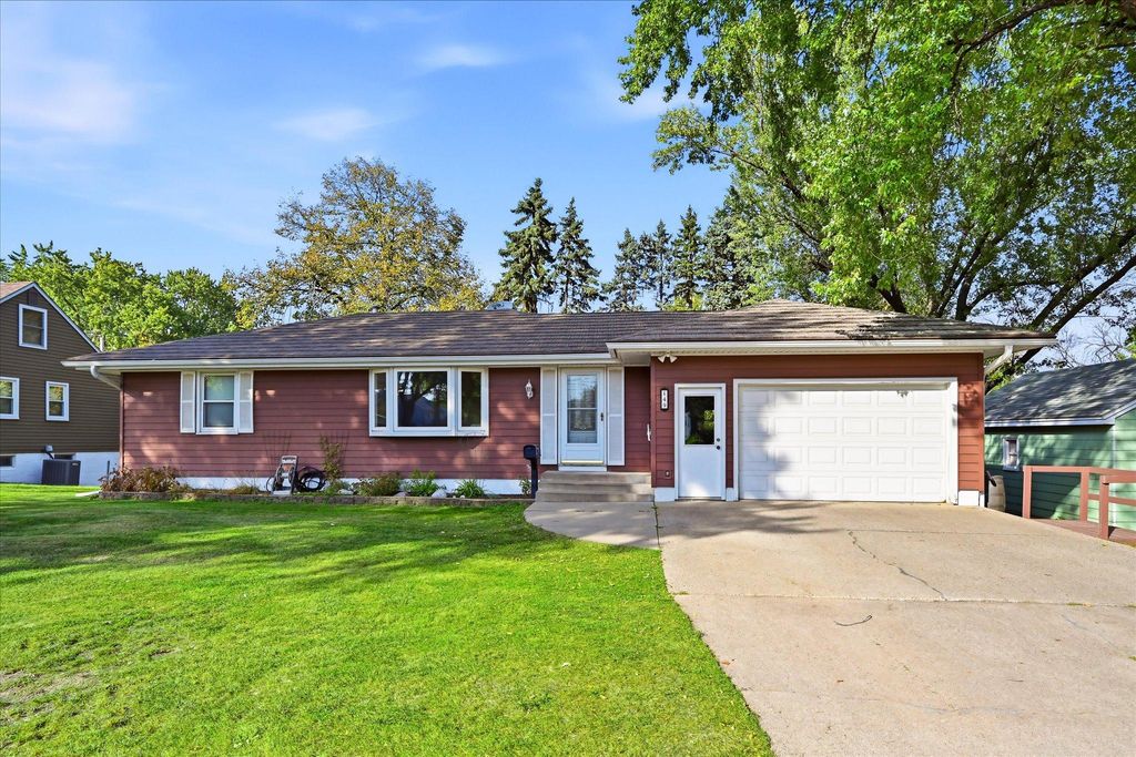 149 49th Avenue NE, Fridley, MN 55421 — photo 2