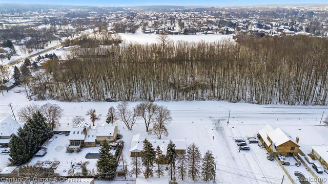 17980 Superior Street, Southgate, MI 48195