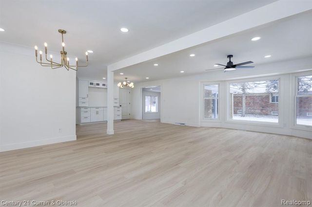 17980 Superior Street, Southgate, MI 48195