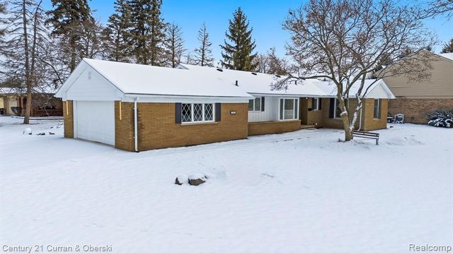 17980 Superior Street, Southgate, MI 48195