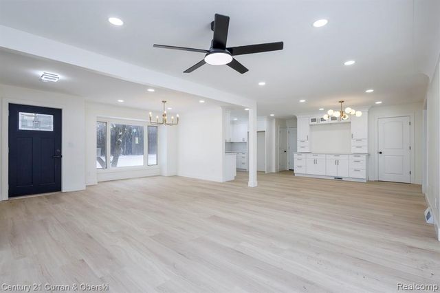 17980 Superior Street, Southgate, MI 48195