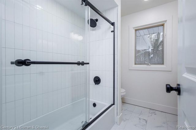 17980 Superior Street, Southgate, MI 48195