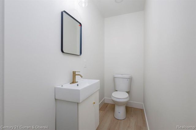 17980 Superior Street, Southgate, MI 48195