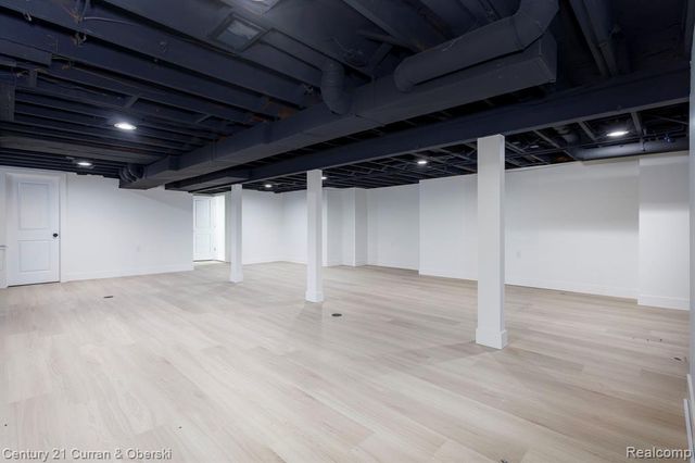 17980 Superior Street, Southgate, MI 48195