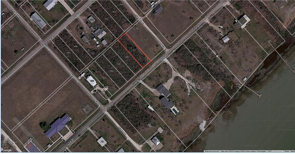 1011 First St, Bayside, TX 78340 — photo 3