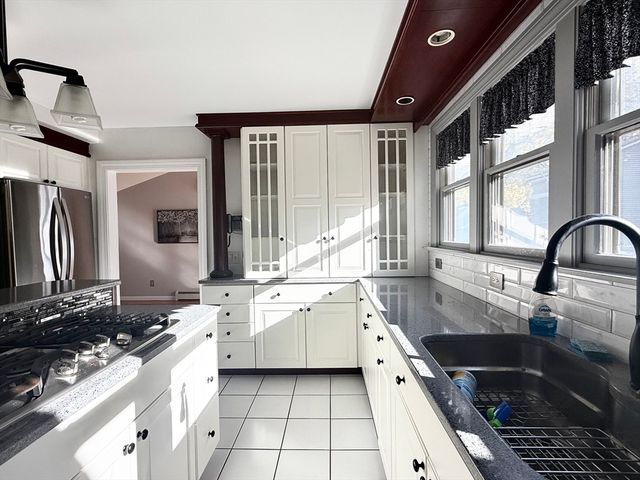 315 Holyoke Road, Westfield, MA 01085