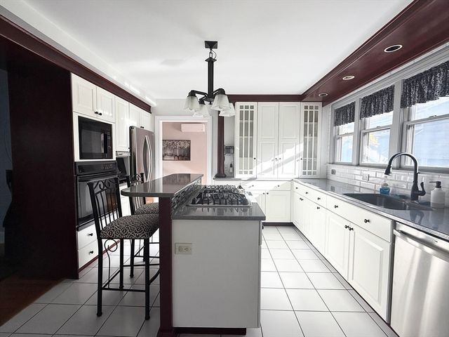 315 Holyoke Road, Westfield, MA 01085