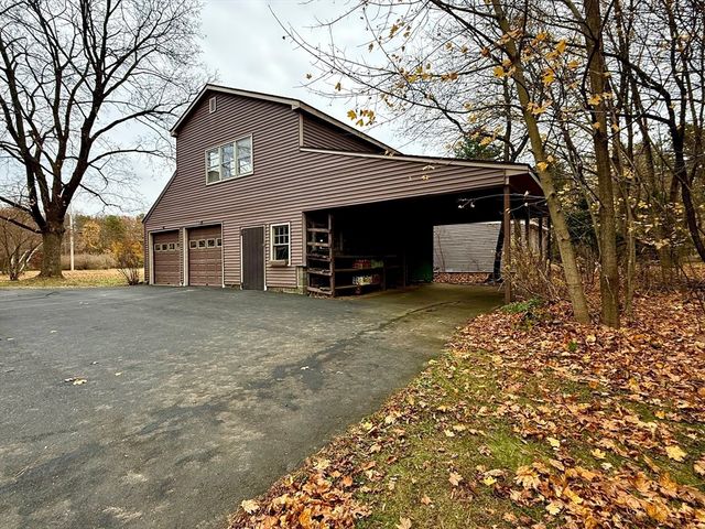 315 Holyoke Road, Westfield, MA 01085