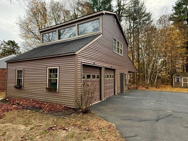 315 Holyoke Road, Westfield, MA 01085
