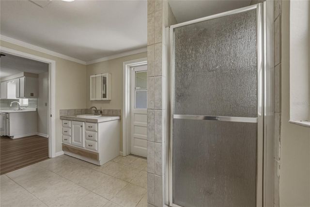 37136 MANDARIN AVENUE, Zephyrhills, FL 33541