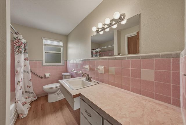 37136 MANDARIN AVENUE, Zephyrhills, FL 33541