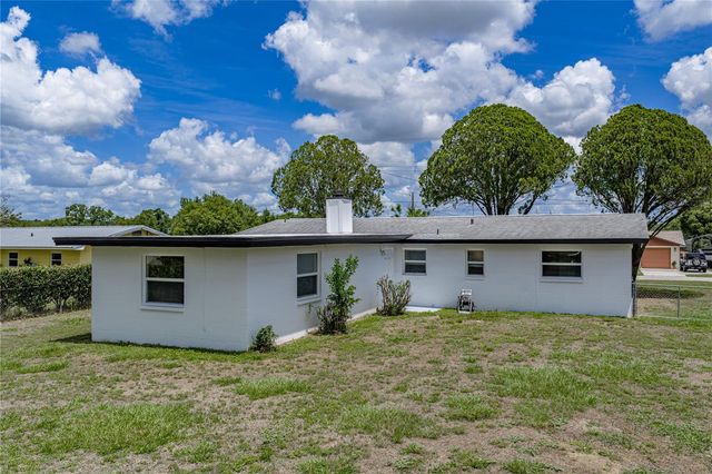 37136 MANDARIN AVENUE, Zephyrhills, FL 33541