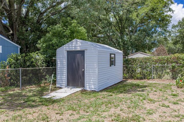 37136 MANDARIN AVENUE, Zephyrhills, FL 33541