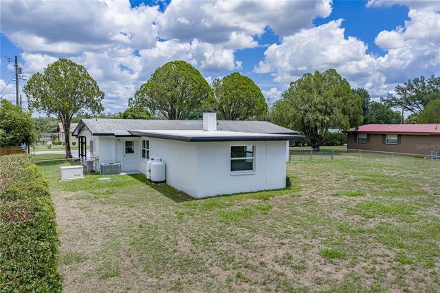 37136 MANDARIN AVENUE, Zephyrhills, FL 33541