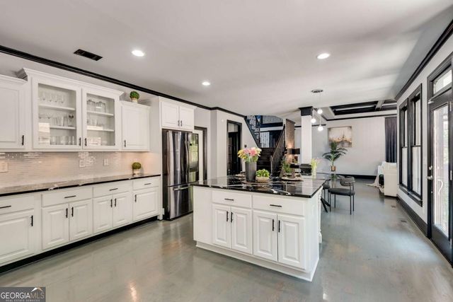 1370 Boomer Circle, Suwanee, GA 30024