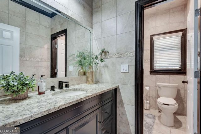 1370 Boomer Circle, Suwanee, GA 30024