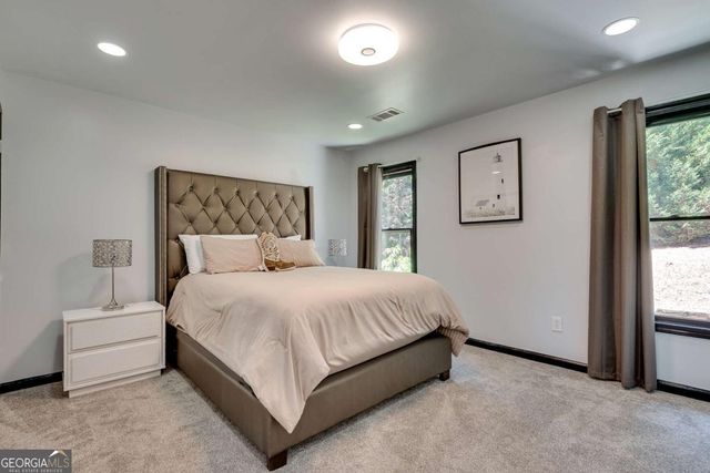 1370 Boomer Circle, Suwanee, GA 30024