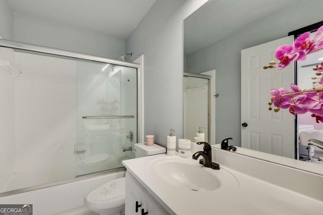 1370 Boomer Circle, Suwanee, GA 30024