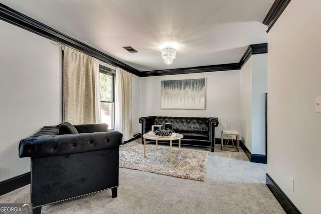 1370 Boomer Circle, Suwanee, GA 30024