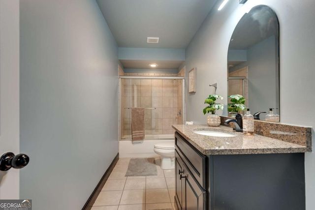 1370 Boomer Circle, Suwanee, GA 30024