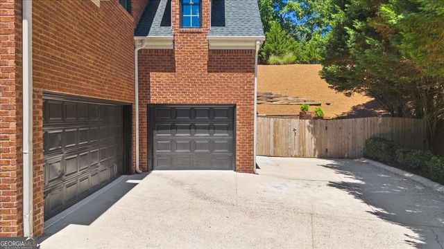 1370 Boomer Circle, Suwanee, GA 30024