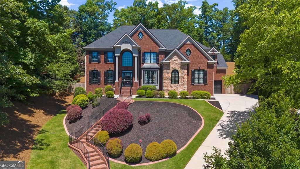1370 Boomer Circle, Suwanee, GA 30024