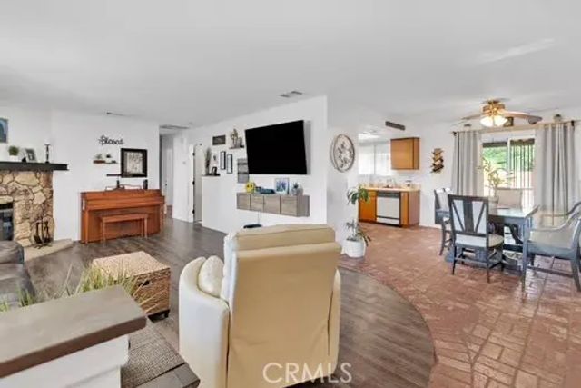 12320 Waynoka, Apple Valley, CA 92308