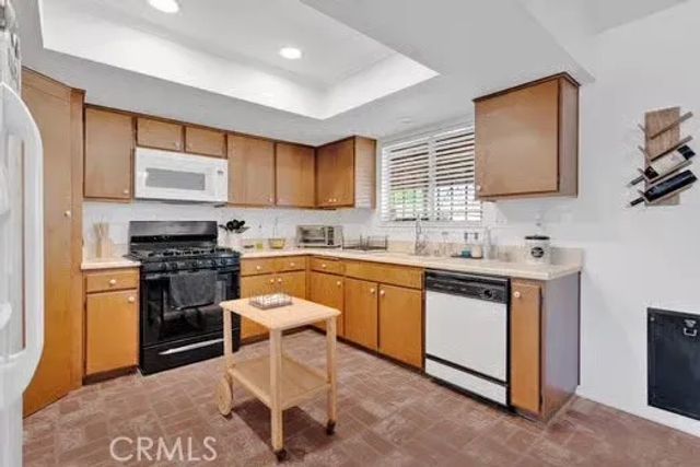 12320 Waynoka, Apple Valley, CA 92308