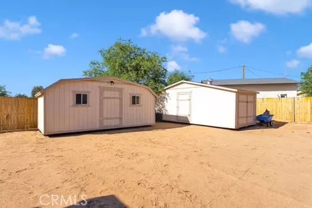 12320 Waynoka, Apple Valley, CA 92308