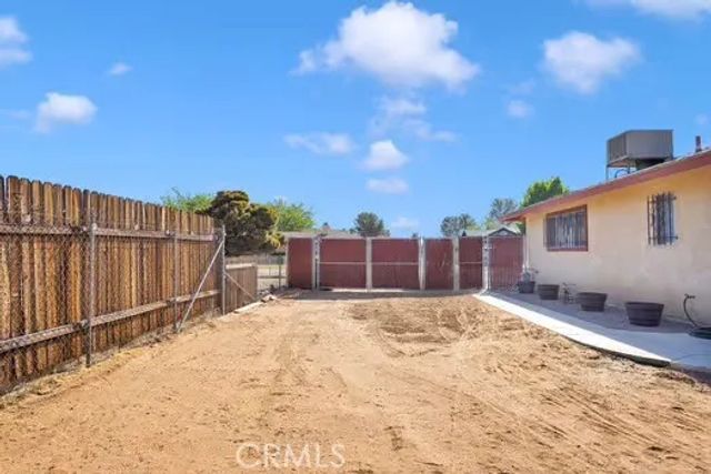 12320 Waynoka, Apple Valley, CA 92308