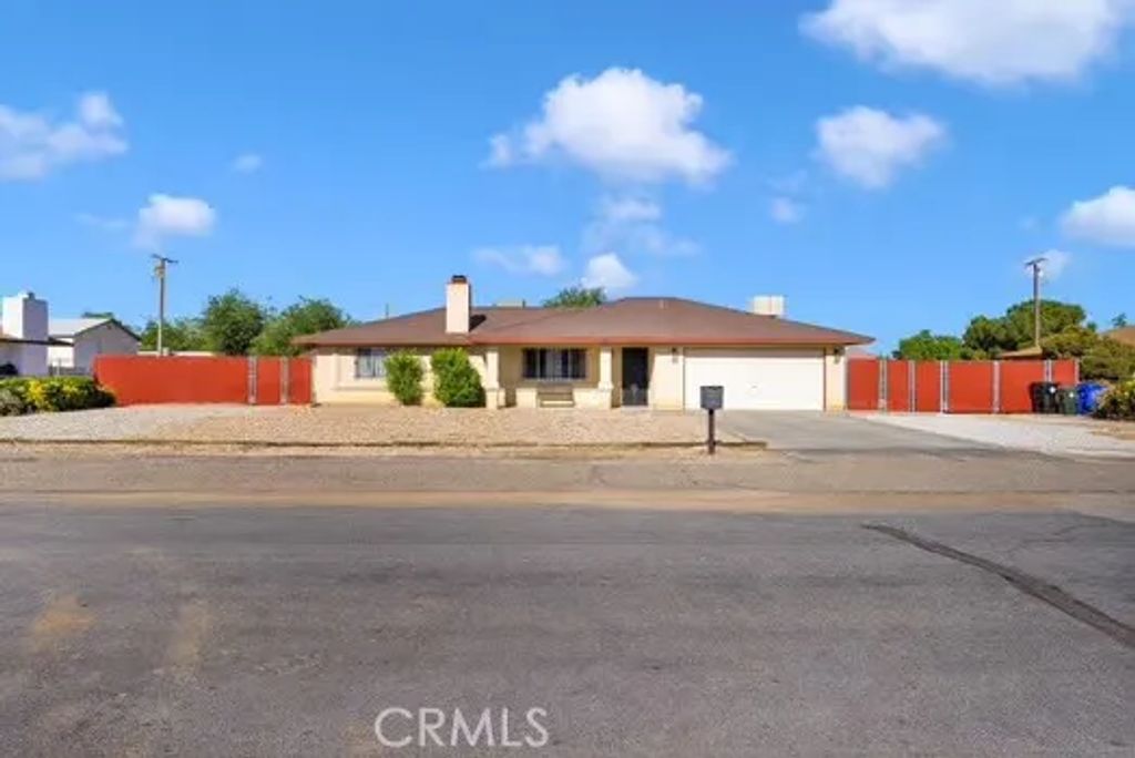 12320 Waynoka, Apple Valley, CA 92308