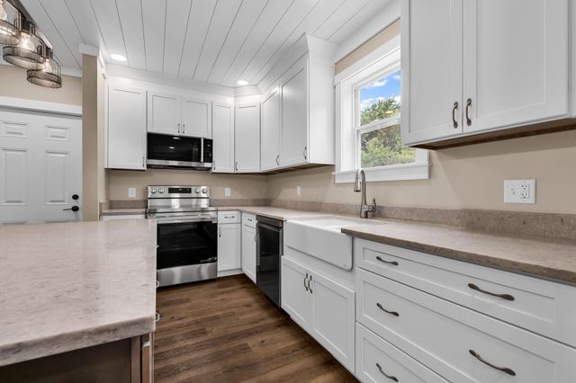 448 W William Street, Delaware, OH 43015