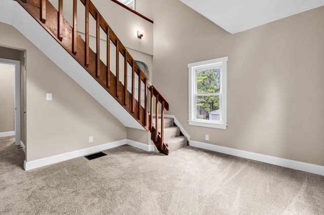 448 W William Street, Delaware, OH 43015