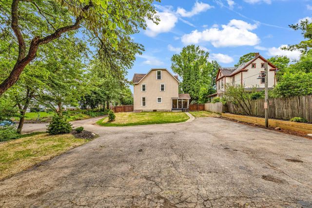 448 W William Street, Delaware, OH 43015