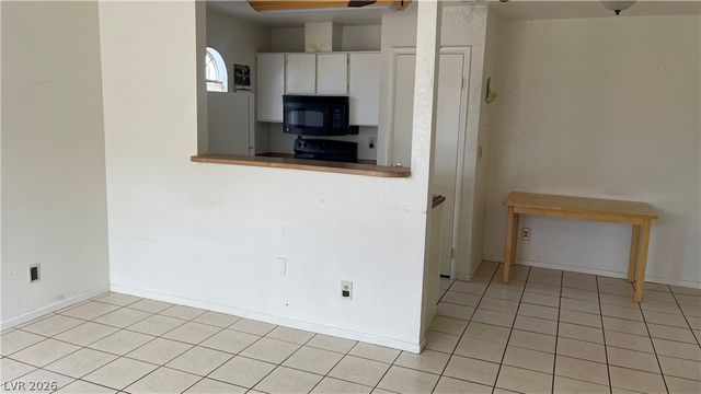 3604 Di Salvo Drive 122, Las Vegas, NV 89103