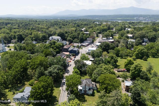228 Main Street, Germantown, NY 12526