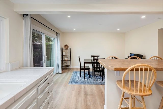 9857 Via Sonoma, Cypress, CA 90630