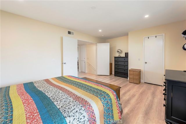 9857 Via Sonoma, Cypress, CA 90630