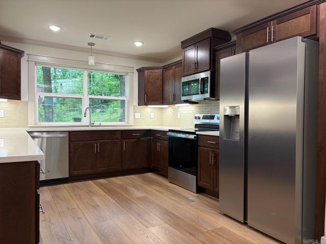 8813 Old Spanish Trail, Little Rock, AR 72227