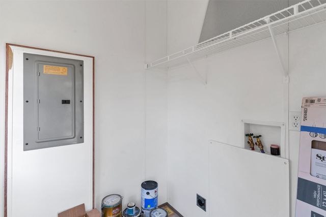 4504 E Kenwood Court, Granbury, TX 76049