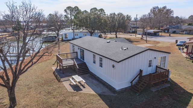 4504 E Kenwood Court, Granbury, TX 76049