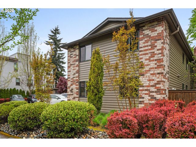 3541 Se YAMHILL St, Portland, OR 97214