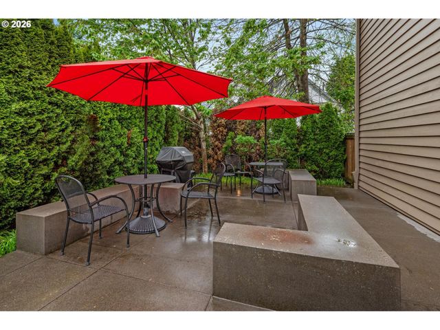 3541 Se YAMHILL St, Portland, OR 97214