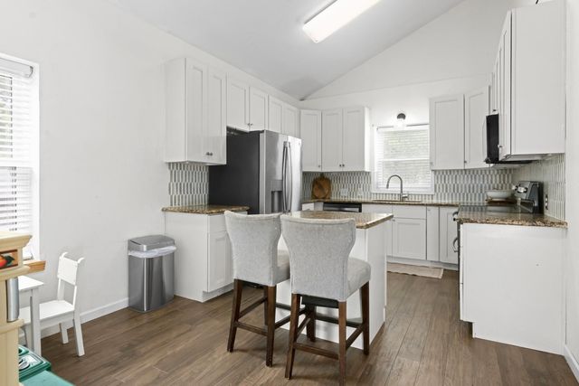 5366 Appleblossom Lane, Friendswood, TX 77546